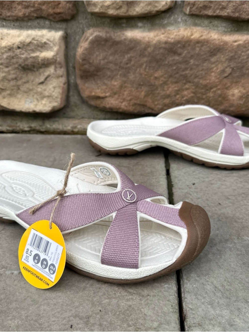 Keen Woman's Size 8.5 Sandals Bali TG Toadstool Birch Lavender Slip On Slide